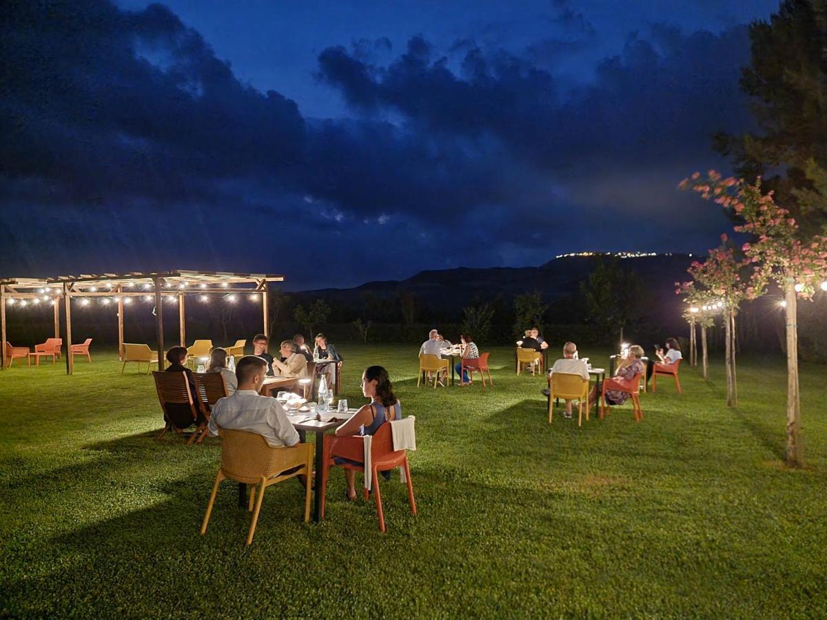 Agriturismo Essentia Dimora Rurale Larino Dış mekan fotoğraf